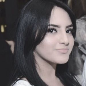 Meet your Posher, Eliana